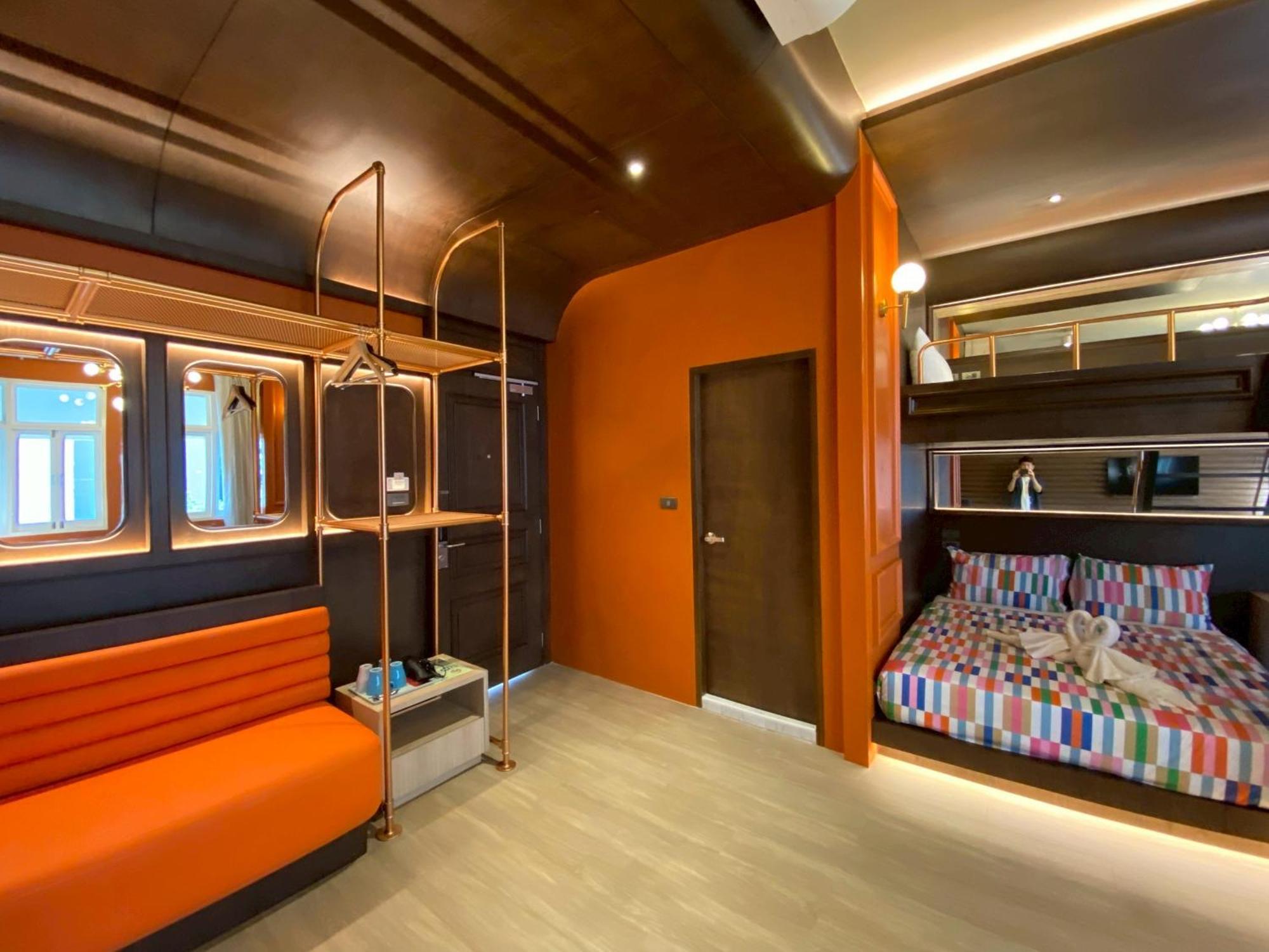 Miami Hotel Bangkok Room photo